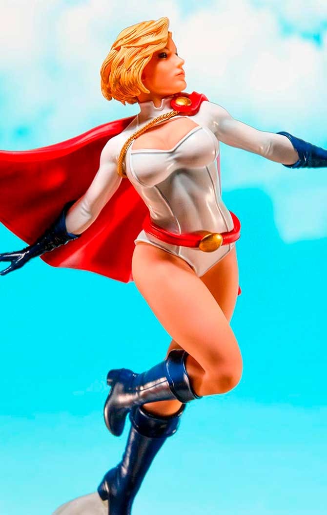 Power Girl by Ivan Reis - DC Comics - Art Scale 1/10 by Iron Studios