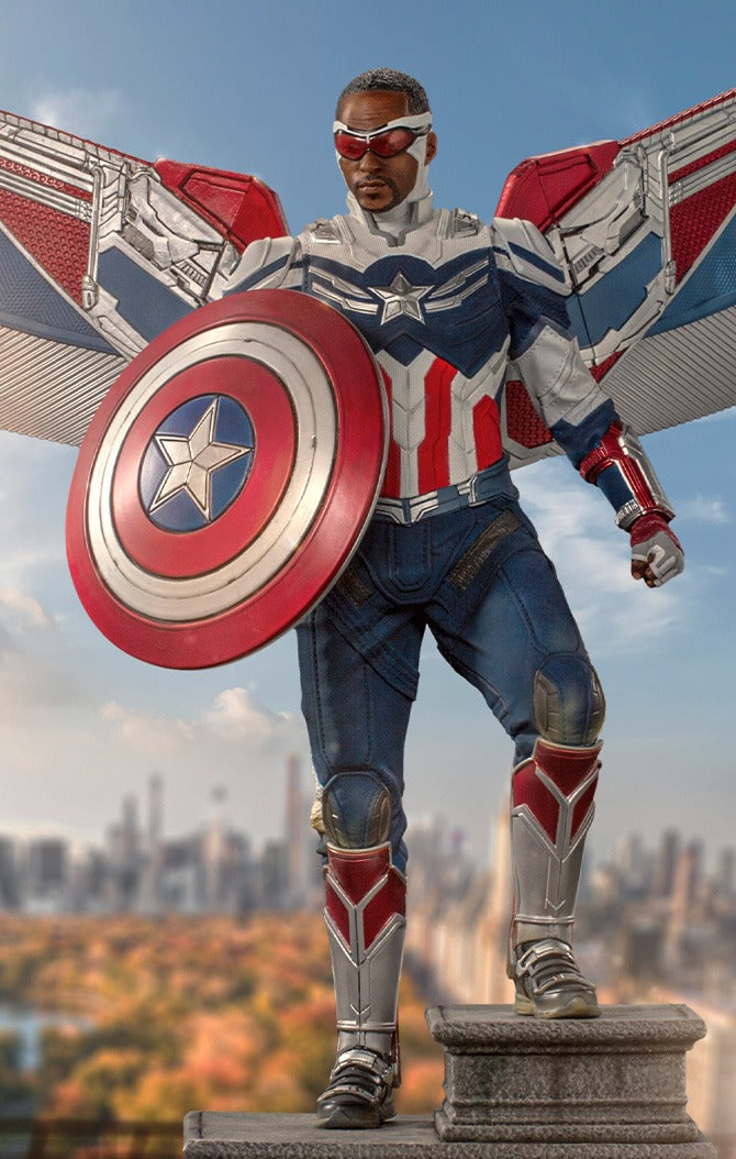 Captain America Sam Wilson (Open Wings Version) - The Falcon and the Winter Soldier - Legacy Replica 1/4 by Iron Studios