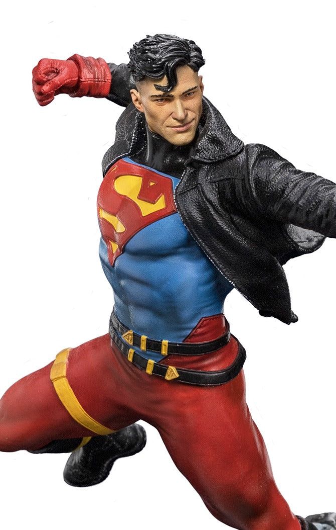 Superboy - DC Comics - Art Scale 1/10 by Iron Studios