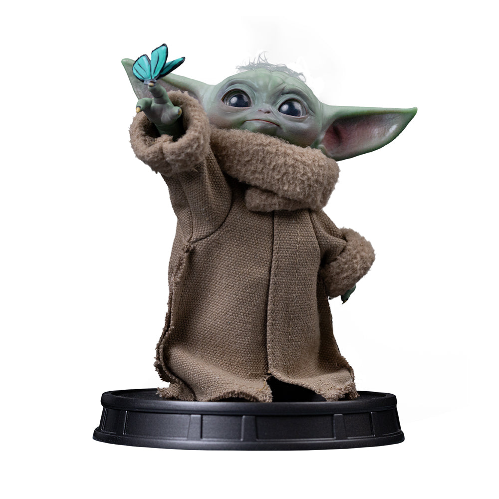 Grogu Butterfly Wonder - Mandalorian and Grogu Movie - Grogu Collection by Iron Studios