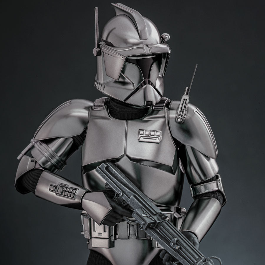 Commander Cody™ (Chrome Version) by Hot Toys