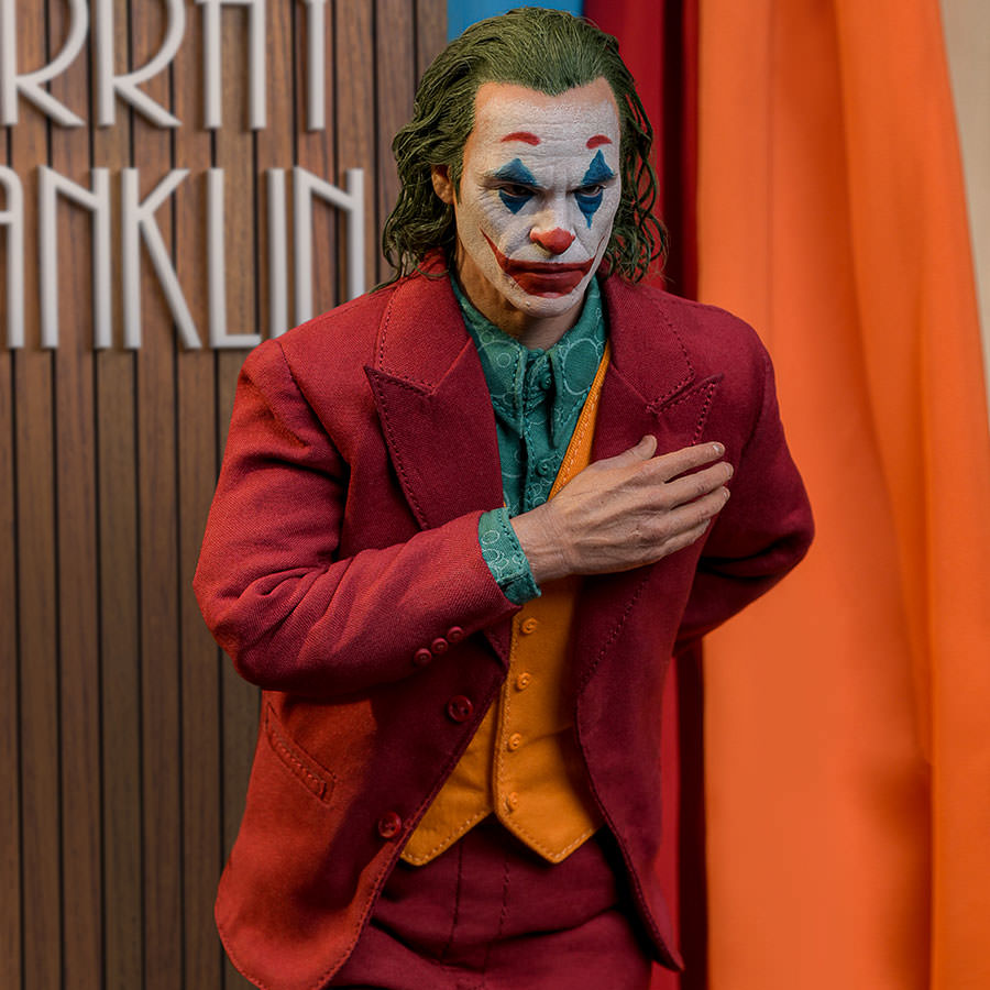 The Joker (Artisan Edition) by Hot Toys