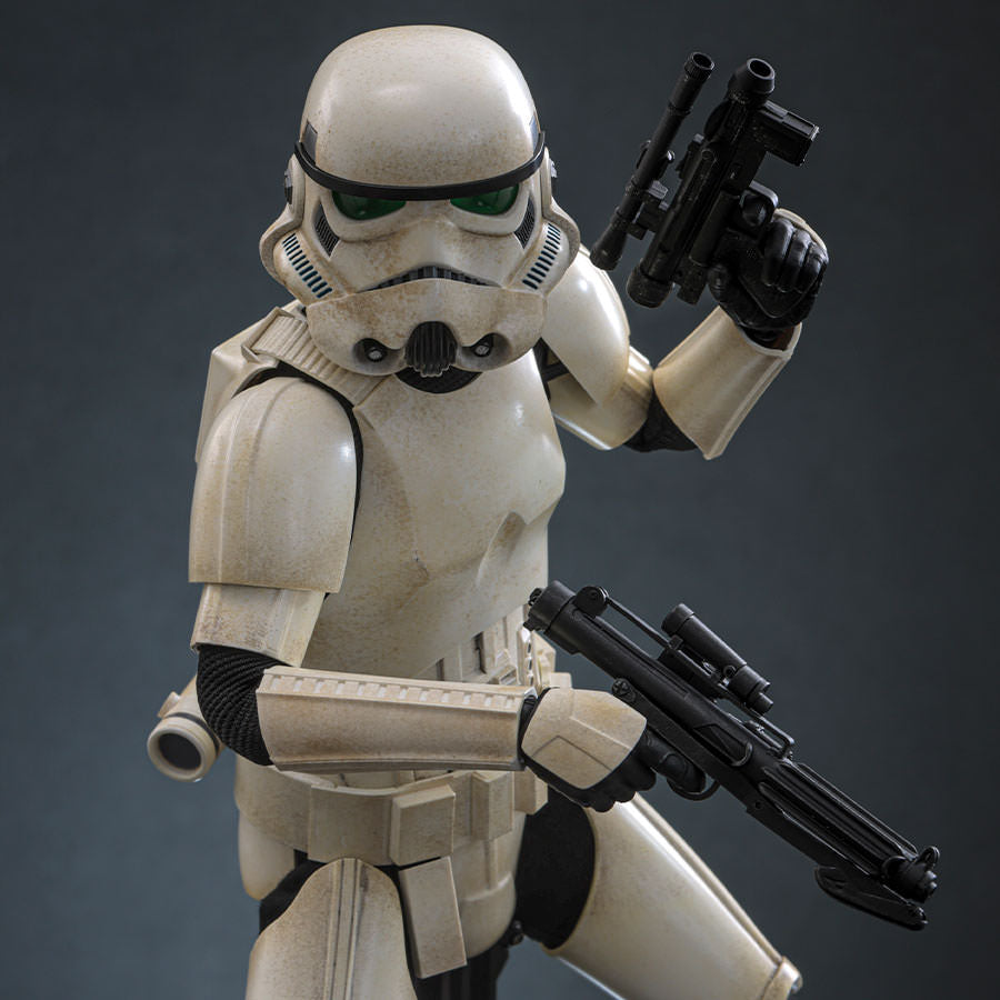 Imperial Remnant Stormtrooper by Hot Toys