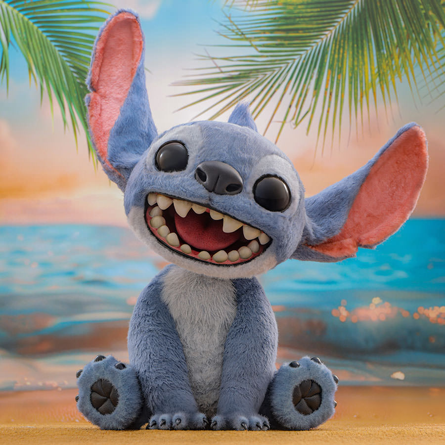 Stitch by Hot Toys